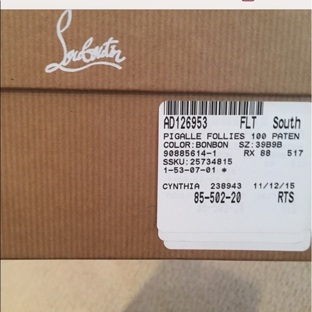 Hot pink Christian louboutin pump ( size 9)